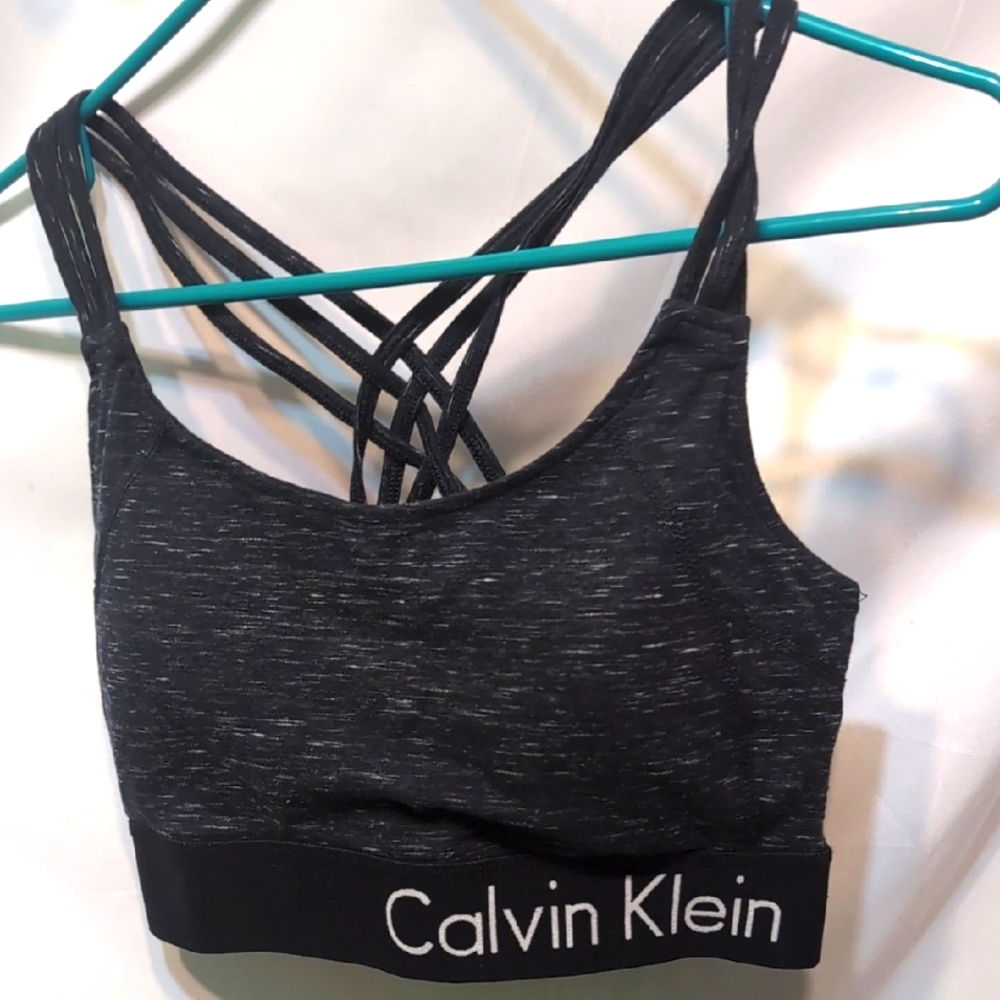 Calvin Klein Performance Charcoal Strappy Sports Bra Size Medium